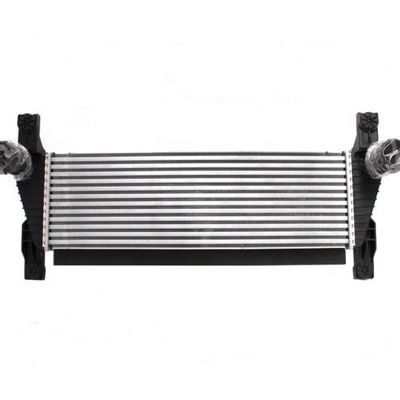 OE NO. 14461-EB360 Intercooler สําหรับ Navara D40 ปรับปรุงการเย็นของเครื่องยนต์ของคุณ