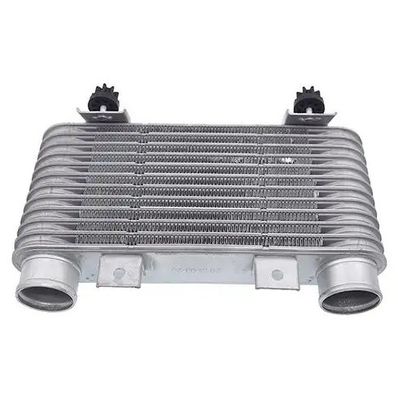 OE NO. WL85-13-550 หัวเครื่องปรับความเย็นระหว่างเครื่องสําหรับ Mazda BT50 Ford Ranger 1999-2006
