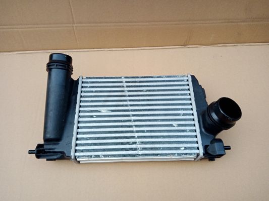 NISSAN QASHQAI II WAGON J11 14461-4EJ0A อินเตอร์คูลเลอร์ชาร์เจอร์ยูนิตสําหรับ HR12DDT HRA2DDT