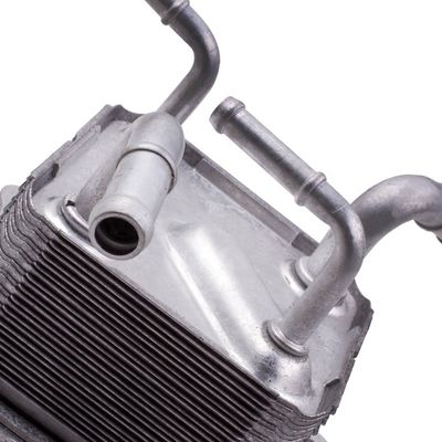 เครื่องเย็นน้ํามันเครื่องยนต์ที่กําหนดเองสําหรับ NISSAN Juke Qashqai II VERSA 21606-3JX2C ในดีที่สุด