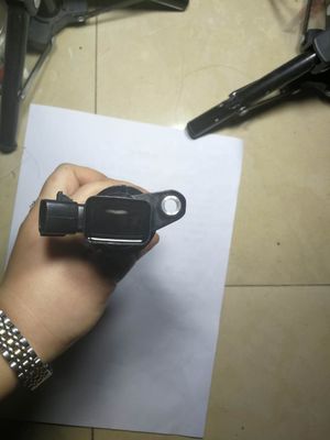 ITEM รถกระบอกดินสอกระบอกไฟแห้ง 27301-02300 สําหรับ Hyundai GETZ มาตรฐาน OEM