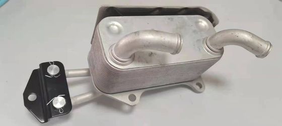 AB39-7A095-BB AB39-7A095 JB3G-7A095-BA AT เครื่องเย็นน้ํามัน Assy สําหรับ Ford Ranger 2012