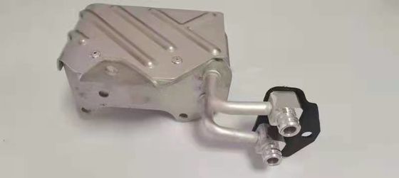 AB39-7A095-BB AB39-7A095 JB3G-7A095-BA AT เครื่องเย็นน้ํามัน Assy สําหรับ Ford Ranger 2012