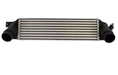 FR3Z-6K775-A Intercooler Cooler สําหรับ Changan Ford Mustang 2015-2021 การติดตั้งรถยนต์