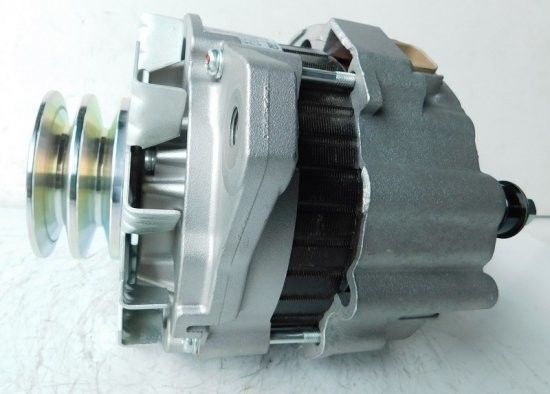 อัตโนมัติอัตโนมัติ 24V 80A ระดับชั้นนําสําหรับ Mitsubishi Fuso Canter ME226229 A4TU8093 3.9 TDI