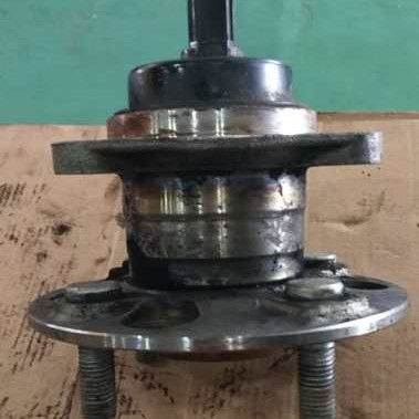 หมุนล้อระดับสูงสําหรับ Toyota Yaris P13 Prius NHP10 89544-52040 42450-52040