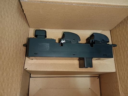 8608A221 ปุ่มควบคุมหน้าต่างพลังงานสําหรับ 2012 Mitsubishi Lancer 2.0 ประตูหน้า