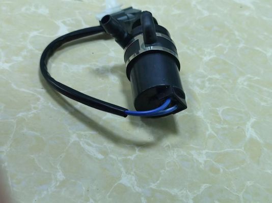ปั๊มล้างล้างไฟหน้า 8264A022 สําหรับ Mitsubishi Pajero Montero Sport L200 2007-2015