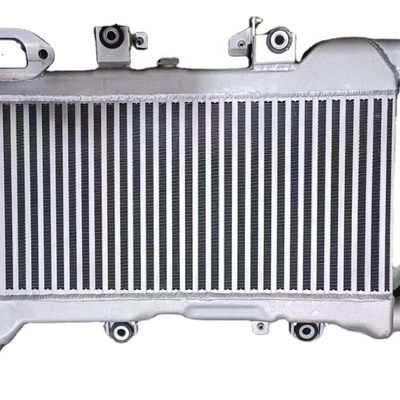 อลูมิเนียม Intercooler Assy OE NO. 17940-51020 สําหรับ Toyota Landcruiser 2012-2020