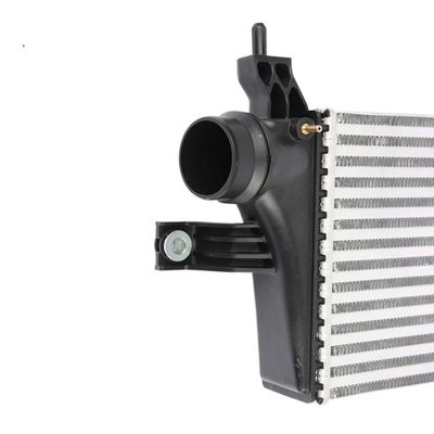 17940-0E010 Toyota Intercooler สําหรับ Hilux Fortune Innova 2021 2022