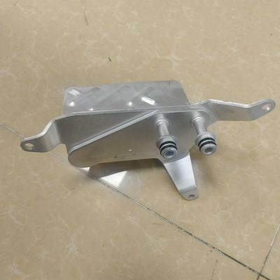 JB3Z7A095C เครื่องเย็นน้ํามันสําหรับ Ford Ranger