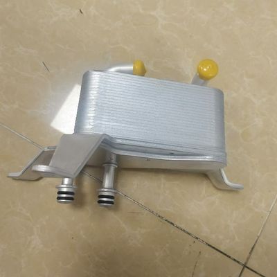 JB3Z7A095C เครื่องเย็นน้ํามันสําหรับ Ford Ranger