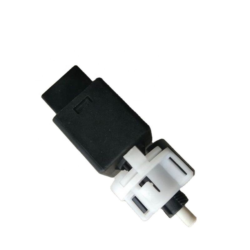 93810-3S700 เปลี่ยนไฟเบรกสําหรับปี 2015 ฮยอนดาย แอคเซนต์ I20 ทูสัน คียา ริโอ ปี 2015