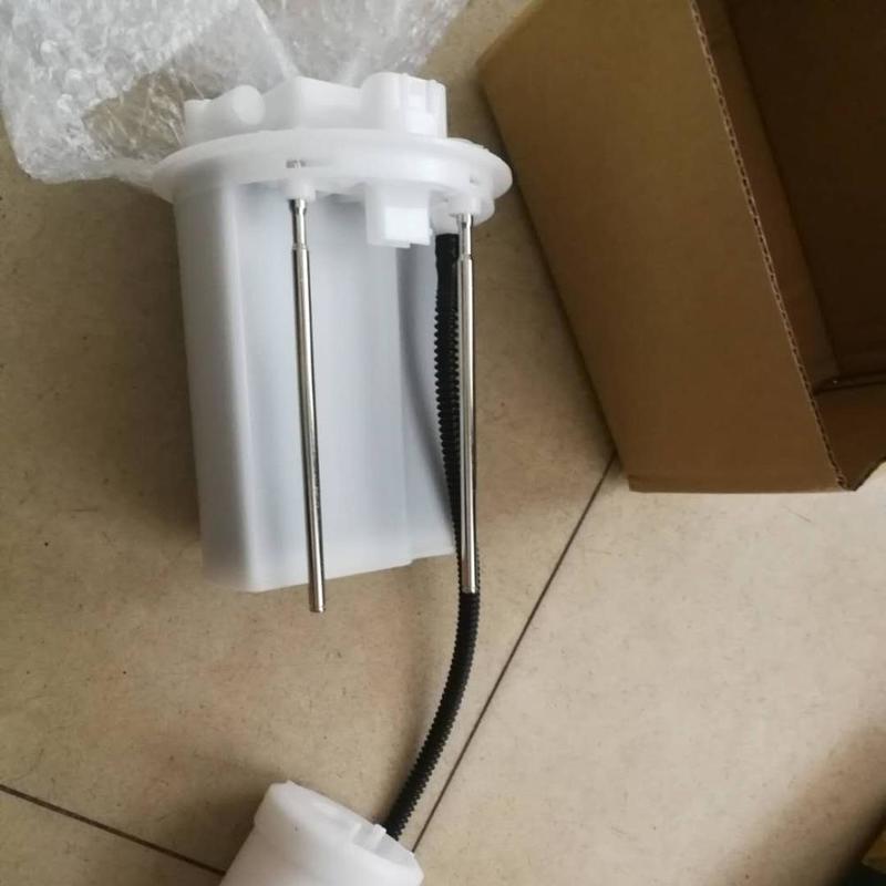 เครื่องกรองน้ํามันในถัง OE NO. 77024-42011 พร้อมกระดาษกรองที่นําเข้าสําหรับ Toyota Lexus NX Rav4